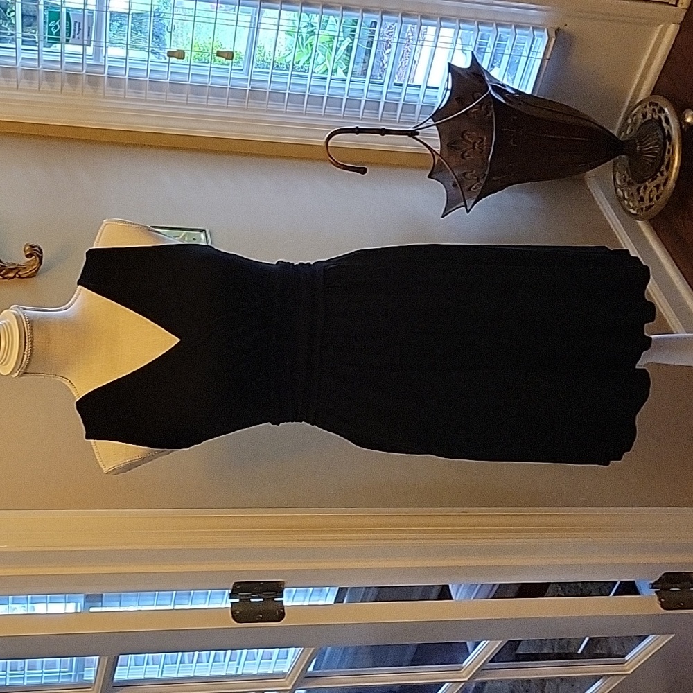 Cynthia Rowley Little Black Dress sleeveless dress fitted crisscross Small EUC …